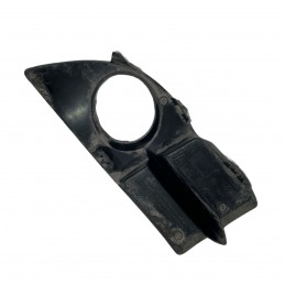MOLDURA FAROL MILHA DIREITO...